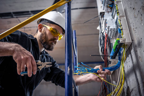 Best Emergency Electrical Repair  in Moville, IA